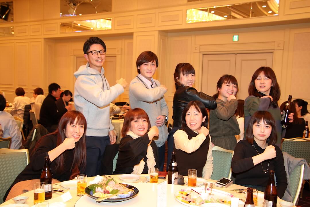 社員の集合写真15