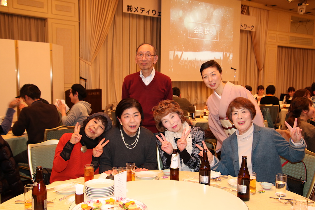 社員の集合写真
